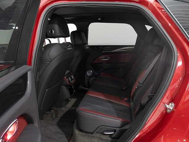 25:Bentley Bentayga S V6 Hybrid, SUV, Candy Red, Bentley Hannover