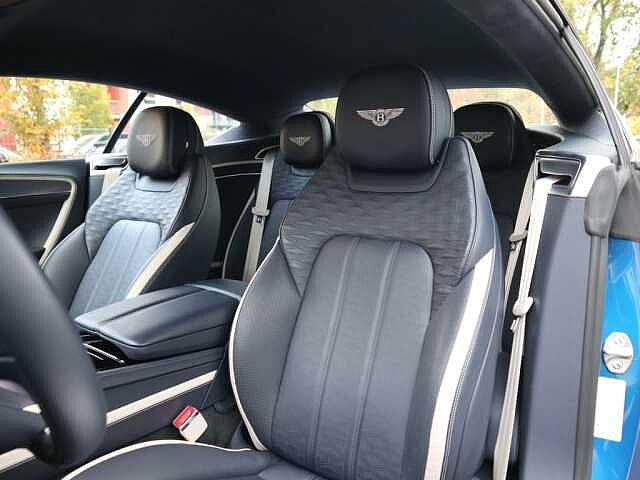 12:Bentley Continental GT Speed First Edition V8 Hybrid, Coupé, Sequin Blue, Bentley Hannover