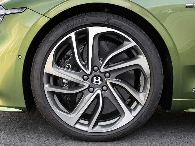 5:Bentley Continental GT Speed First Edition V8 Hybrid, Coupé, Tourmaline Green, Bentley Hannover