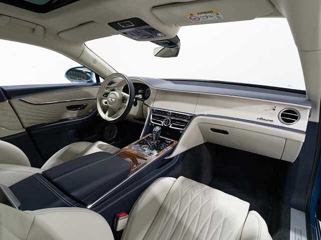 1:Bentley Flying Spur Azure V8 Hybrid, Limousine, Light Windsor Blue, Bentley Hannover