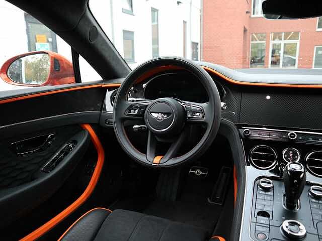 21:Bentley Continental GT Speed First Edition V8 Hybrid, Coupé, Orange Flame, Bentley Hannover