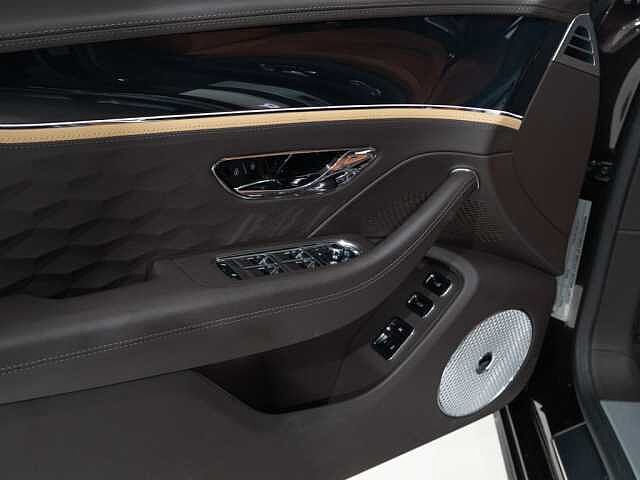 22:Bentley Flying Spur Mulliner V8 Hybrid, Limousine, Havana, Bentley Hannover