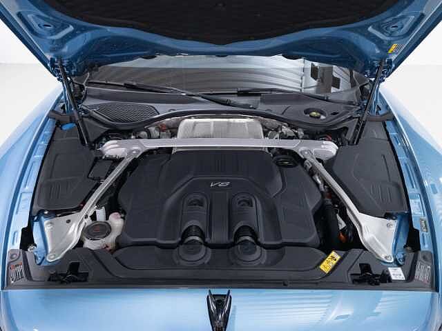 8:Bentley Flying Spur Azure V8 Hybrid, Limousine, Light Windsor Blue, Bentley Hannover