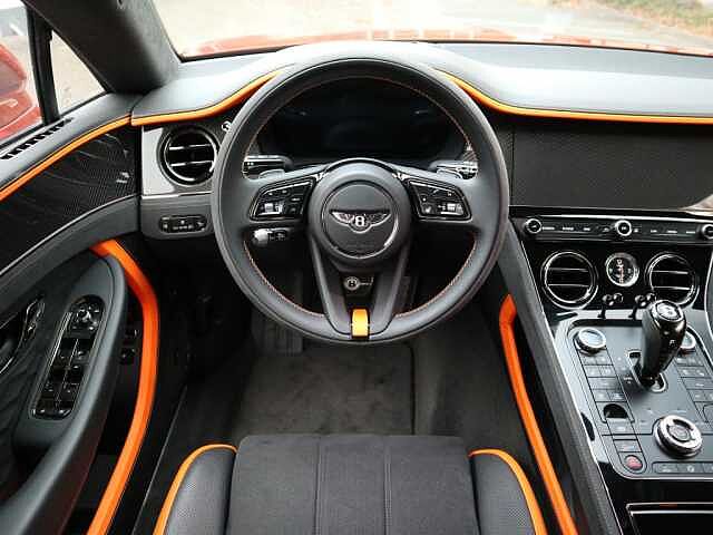 18:Bentley Continental GT Speed First Edition V8 Hybrid, Coupé, Orange Flame, Bentley Hannover