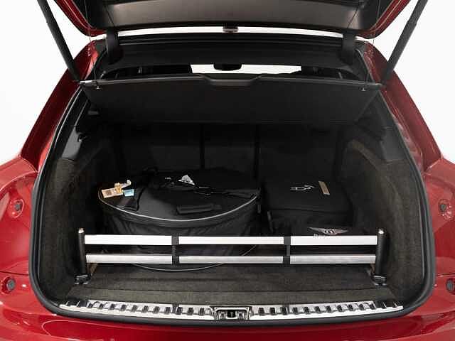 9:Bentley Bentayga S V6 Hybrid, SUV, Candy Red, Bentley Hannover