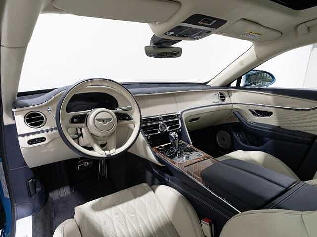 11:Bentley Flying Spur Azure V8 Hybrid, Limousine, Light Windsor Blue, Bentley Hannover