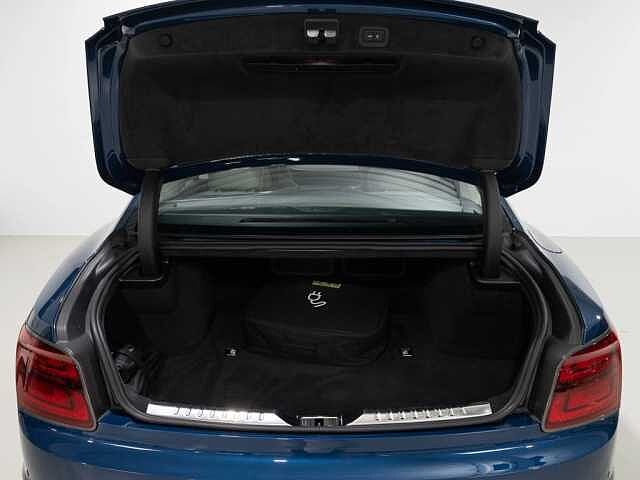 9:Bentley Flying Spur Speed V8 Hybrid, Limousine, Marlin, Bentley Hannover