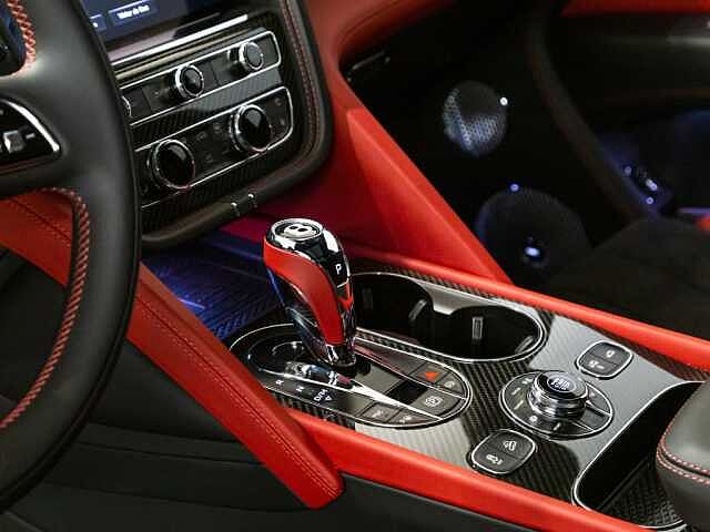 16:Bentley Bentayga S V8, SUV, Candy Red, Bentley Hannover