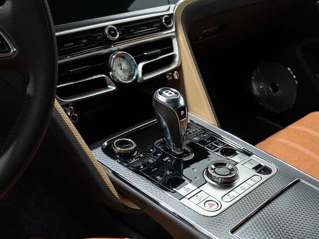 18:Bentley Flying Spur Mulliner V8 Hybrid, Limousine, Havana, Bentley Hannover